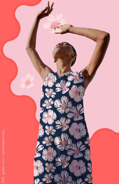 Modal French Terry Flower Dream Rosa Blumen auf Dunkelblau made by Colu von Swafing 
